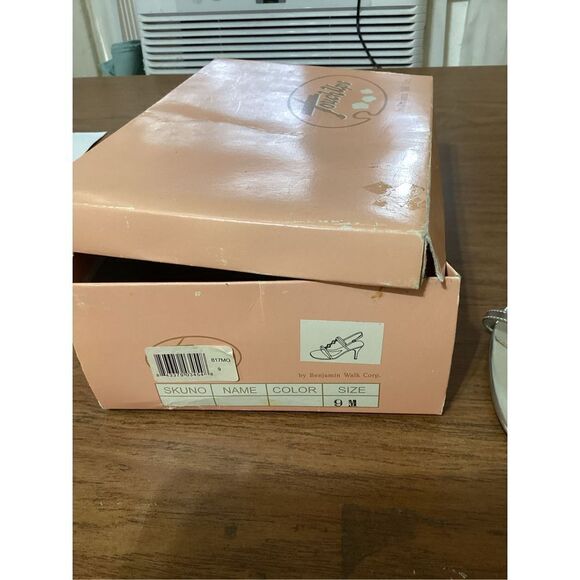 Vintage Touch Ups by Benjamin Walk Tennille Sandal 9M - Picture 11 of 12